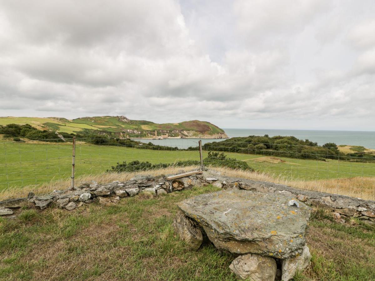 Porthwen Lodge Amlwch Bagian luar foto