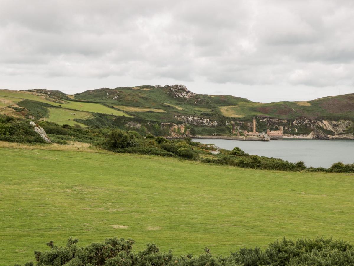 Porthwen Lodge Amlwch Bagian luar foto